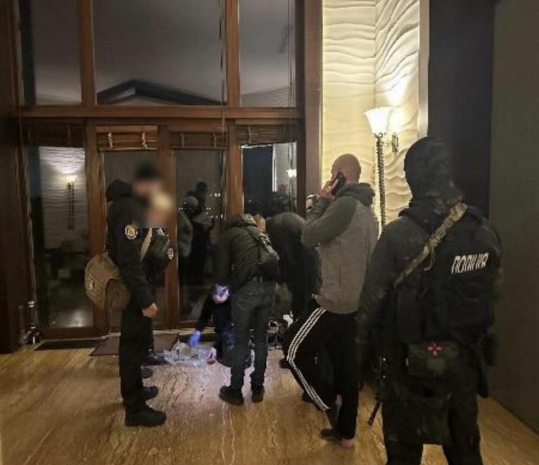 Масштабний наркотрафік: в Україні вилучили наркотиків на 9 мільйонів гривень (ФОТО) 5 Масштабний наркотрафік: в Україні вилучили наркотиків на 9 мільйонів гривень (ФОТО)