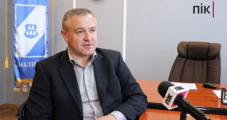 Міський голова Долини не визнав, що преміював себе, але суд його оштрафував 4 Міський голова Долини не визнав, що преміював себе, але суд його оштрафував