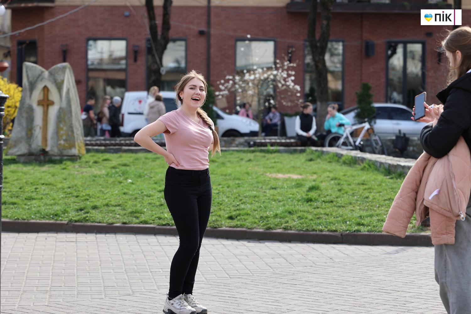 "Ми - Обʼєднані любовʼю": у Франківську відбувся благодійний концерт (ФОТО) 8 IMG 0117 resize