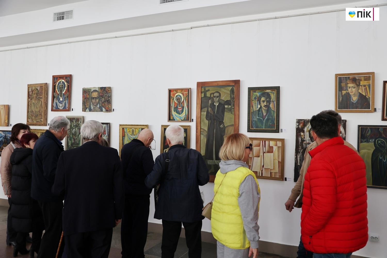 У Франківську відкрилася виставка унікальних робіт Опанаса Заливахи (ФОТОРЕПОРТАЖ) 5 IMG 0311 resize