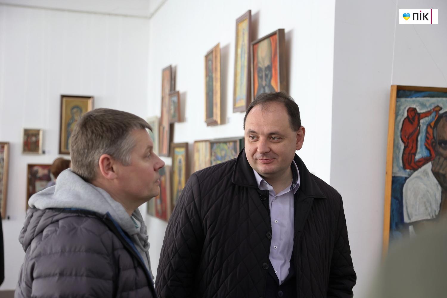 У Франківську відкрилася виставка унікальних робіт Опанаса Заливахи (ФОТОРЕПОРТАЖ) 6 IMG 0370 resize