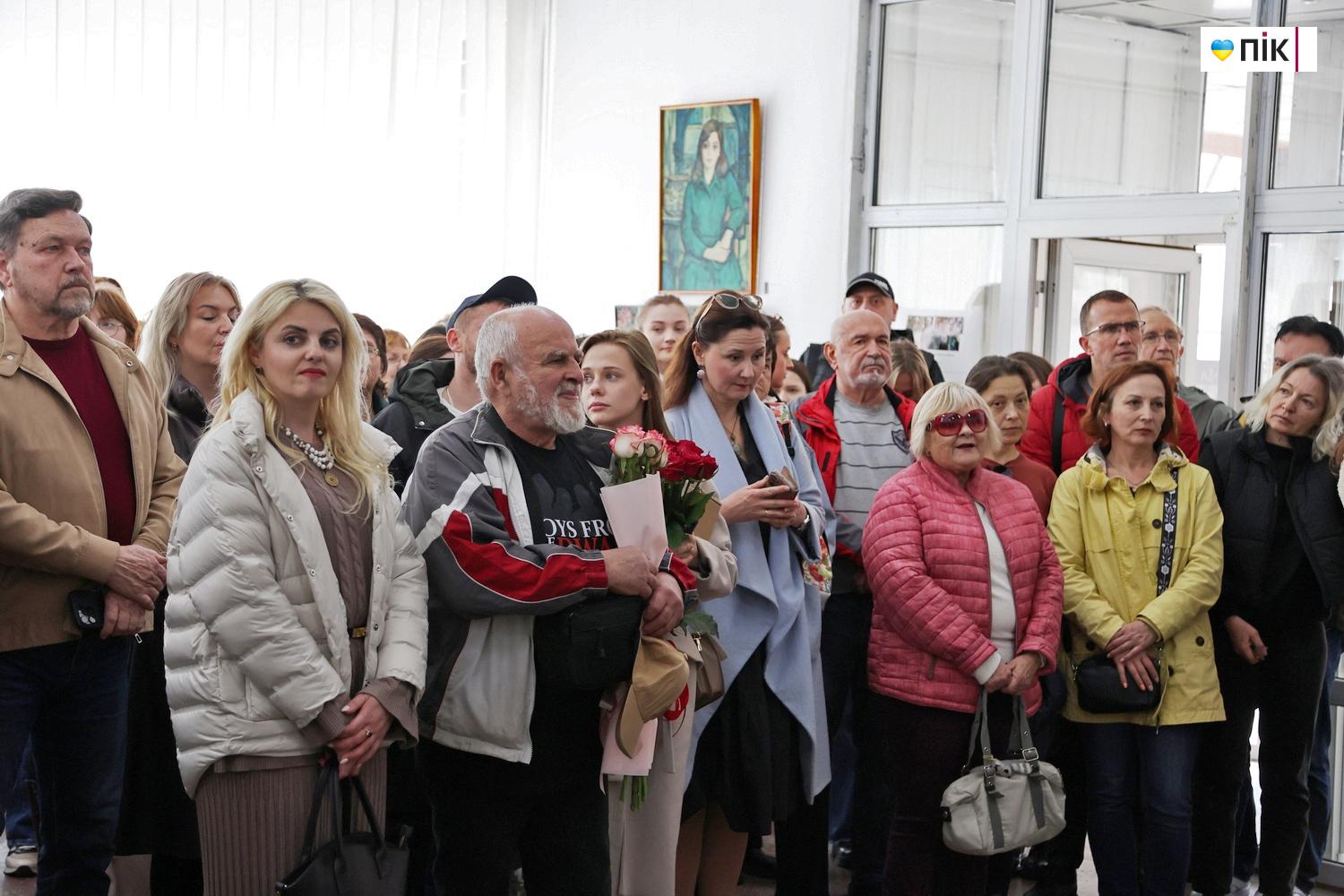 У Франківську відкрилася виставка унікальних робіт Опанаса Заливахи (ФОТОРЕПОРТАЖ) 9 IMG 0641 resize