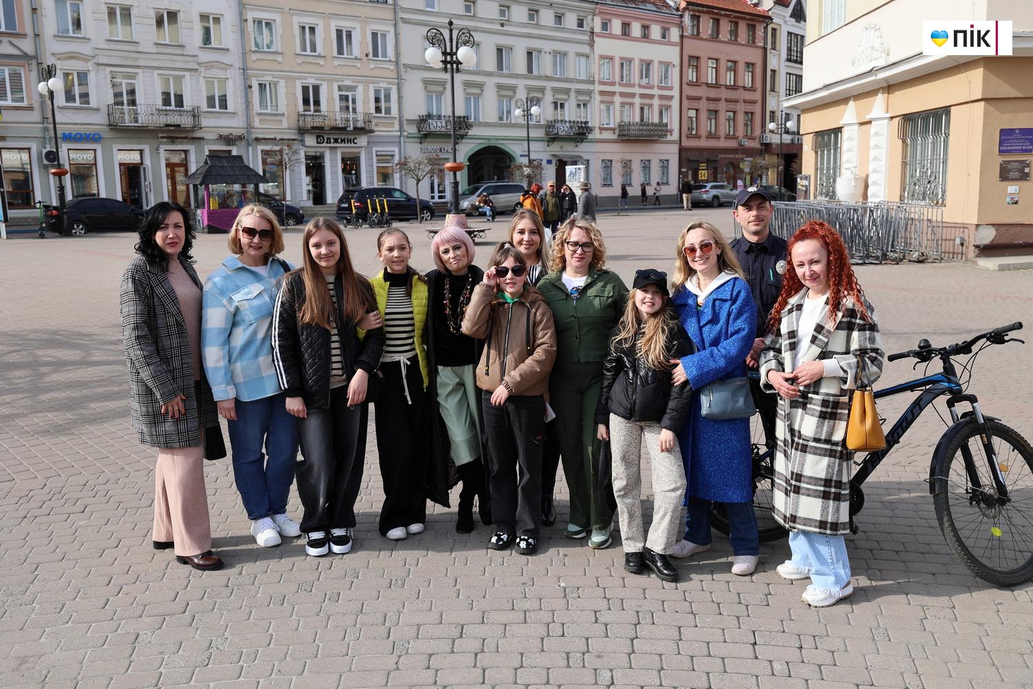 "Ми - Обʼєднані любовʼю": у Франківську відбувся благодійний концерт (ФОТО) 22 IMG 0845 resize