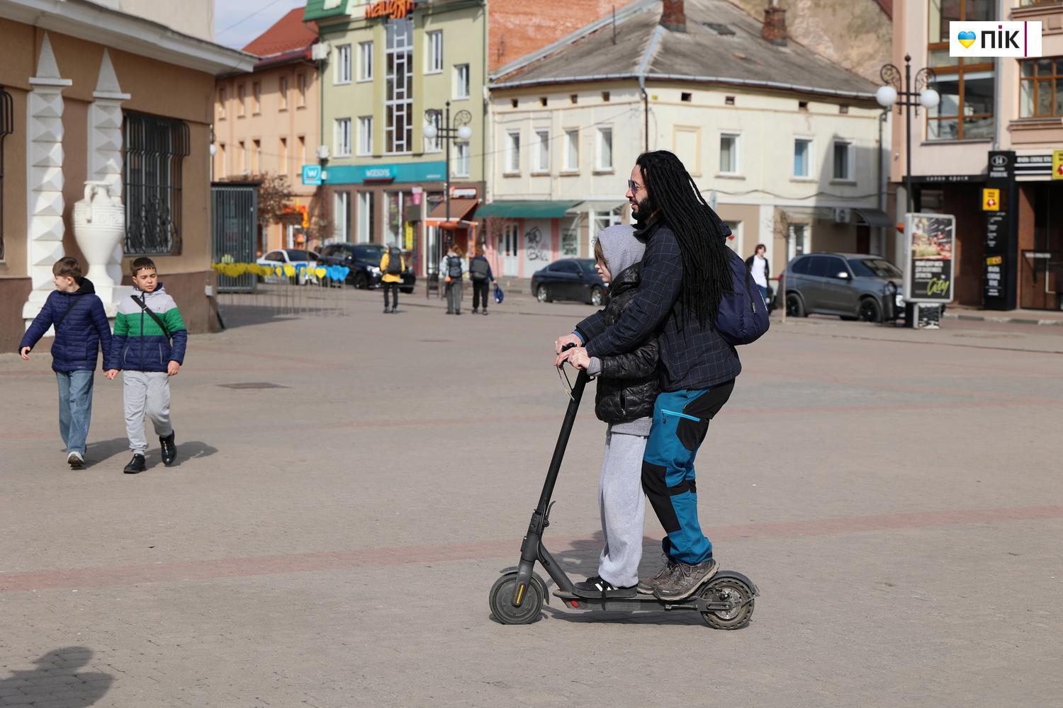 "Ми - Обʼєднані любовʼю": у Франківську відбувся благодійний концерт (ФОТО) 25 IMG 0946 resize