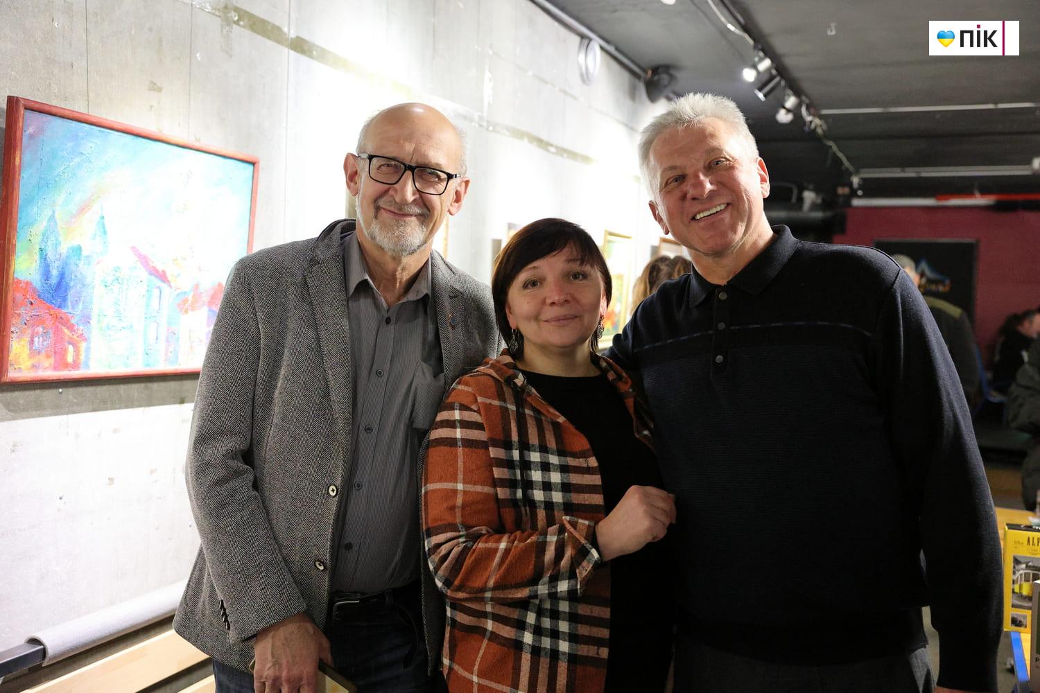 Люди Прикарпаття: на "Виставці досягнень сучасного мистецтва" (ФОТО) 17 IMG 0961 resize