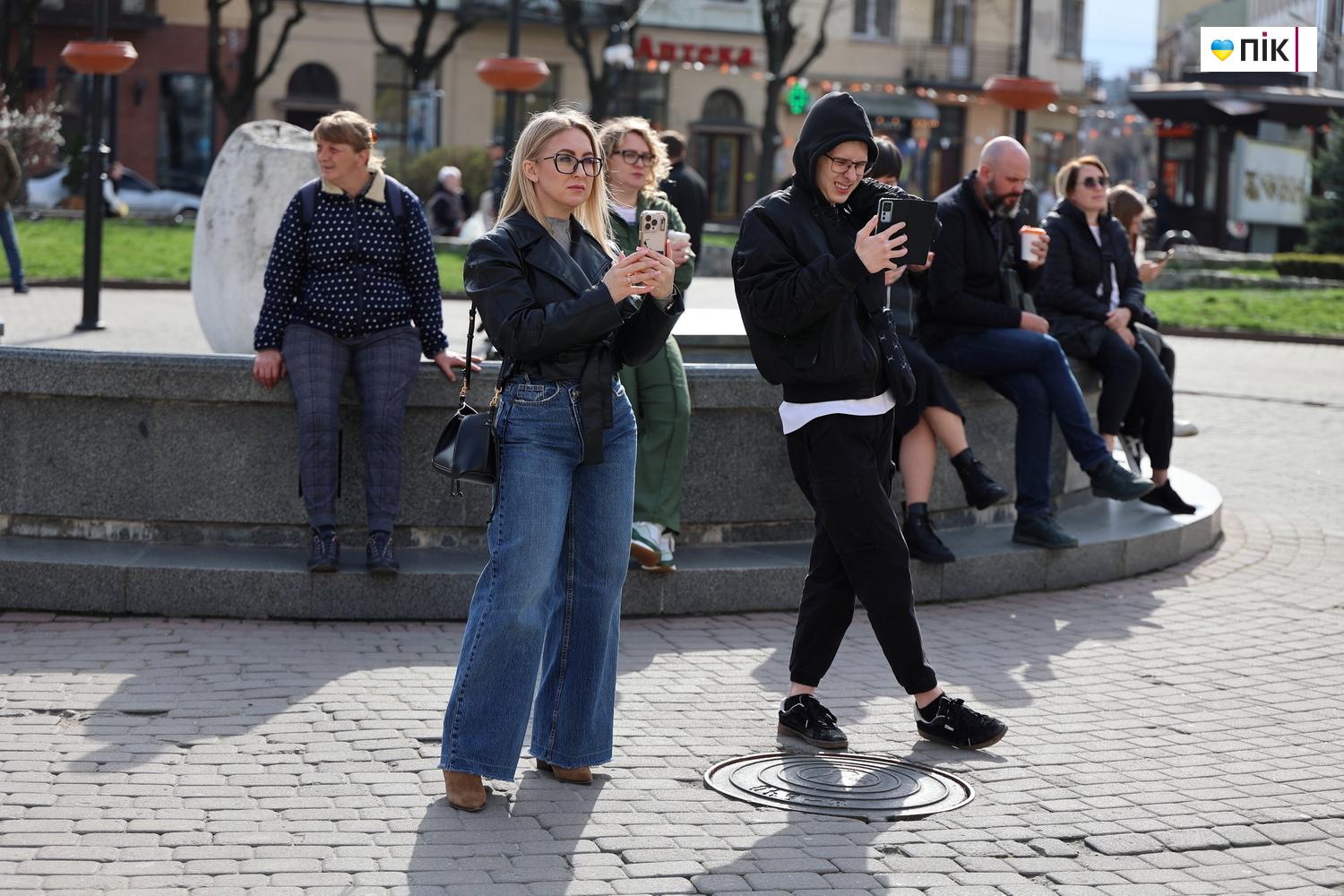 "Ми - Обʼєднані любовʼю": у Франківську відбувся благодійний концерт (ФОТО) 35 IMG 1332 resize