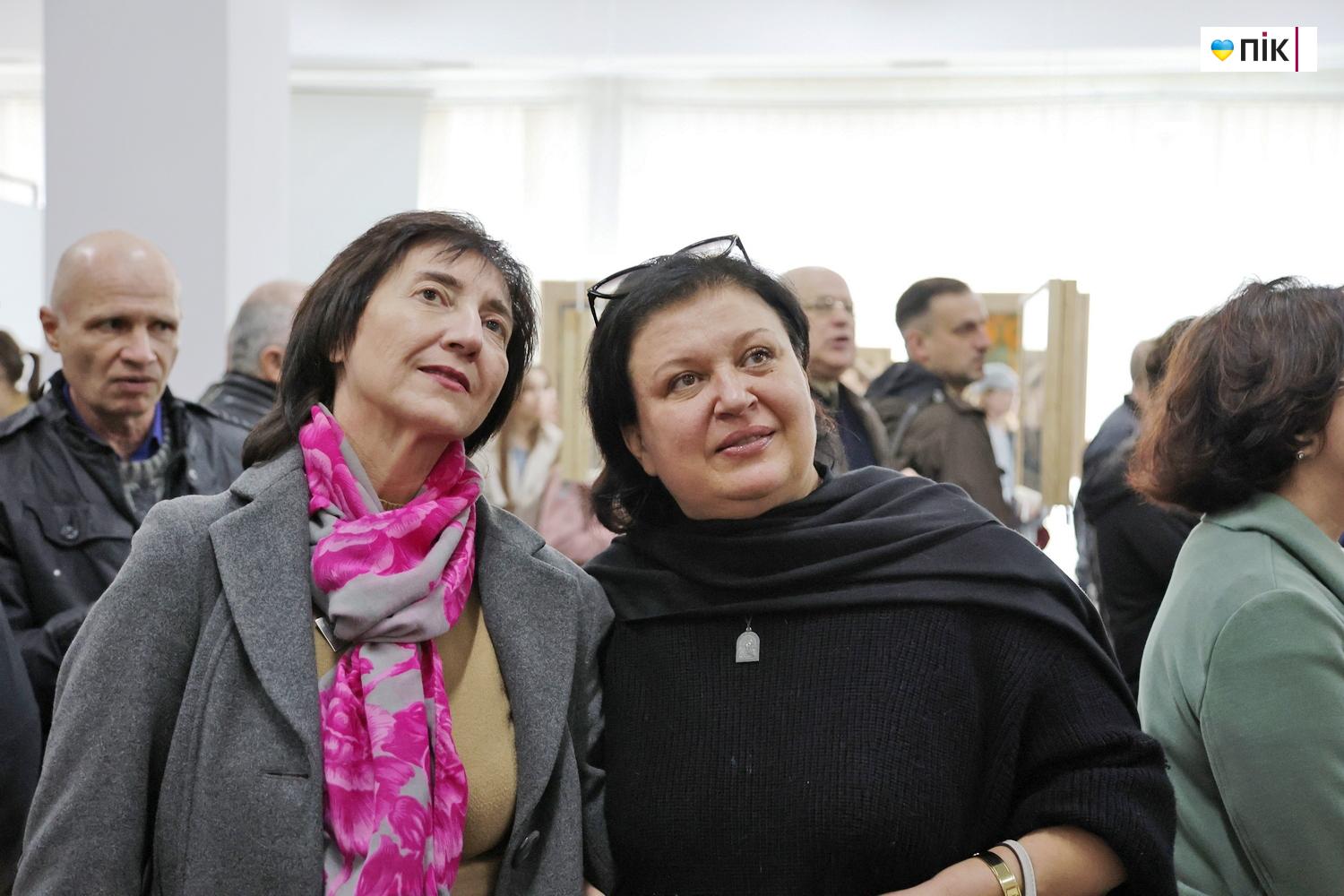 У Франківську відкрилася виставка унікальних робіт Опанаса Заливахи (ФОТОРЕПОРТАЖ) 16 IMG 1630 resize