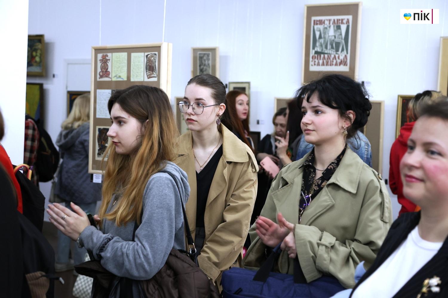 У Франківську відкрилася виставка унікальних робіт Опанаса Заливахи (ФОТОРЕПОРТАЖ) 17 IMG 1686 resize