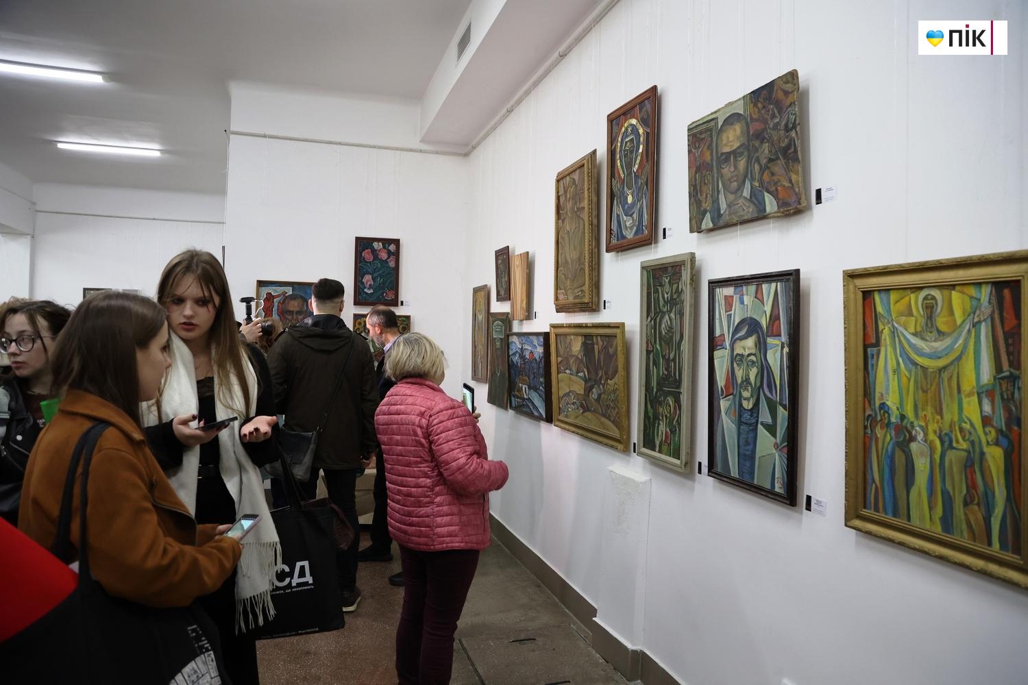 У Франківську відкрилася виставка унікальних робіт Опанаса Заливахи (ФОТОРЕПОРТАЖ) 22 IMG 1839 resize