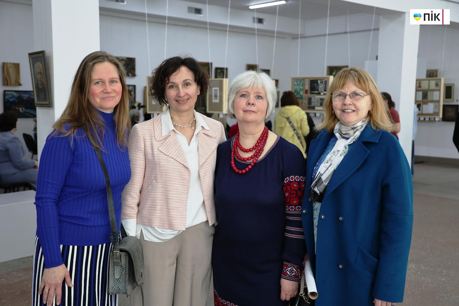 У Франківську відкрилася виставка унікальних робіт Опанаса Заливахи (ФОТОРЕПОРТАЖ) 25 IMG 2293 resize