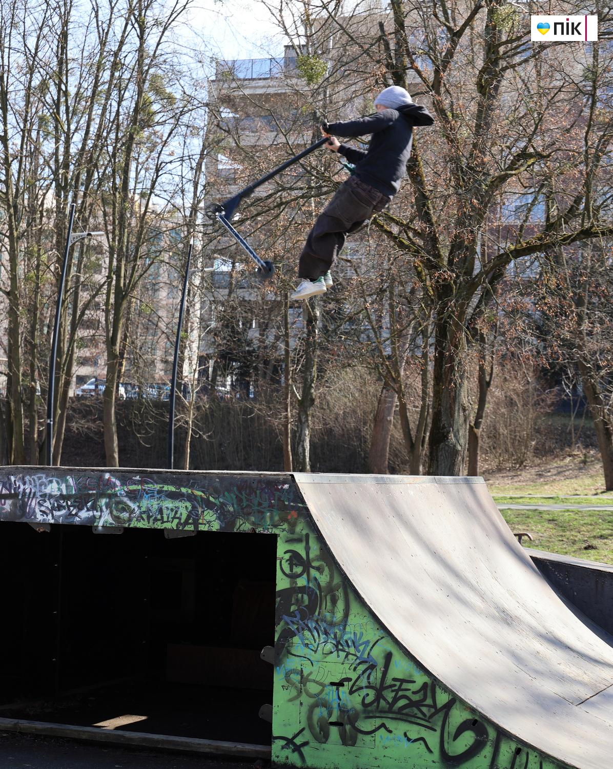 Люди Прикарпаття: дозвілля на міському озері в Івано-Франківську (ФОТО) 24 IMG 8088 resize