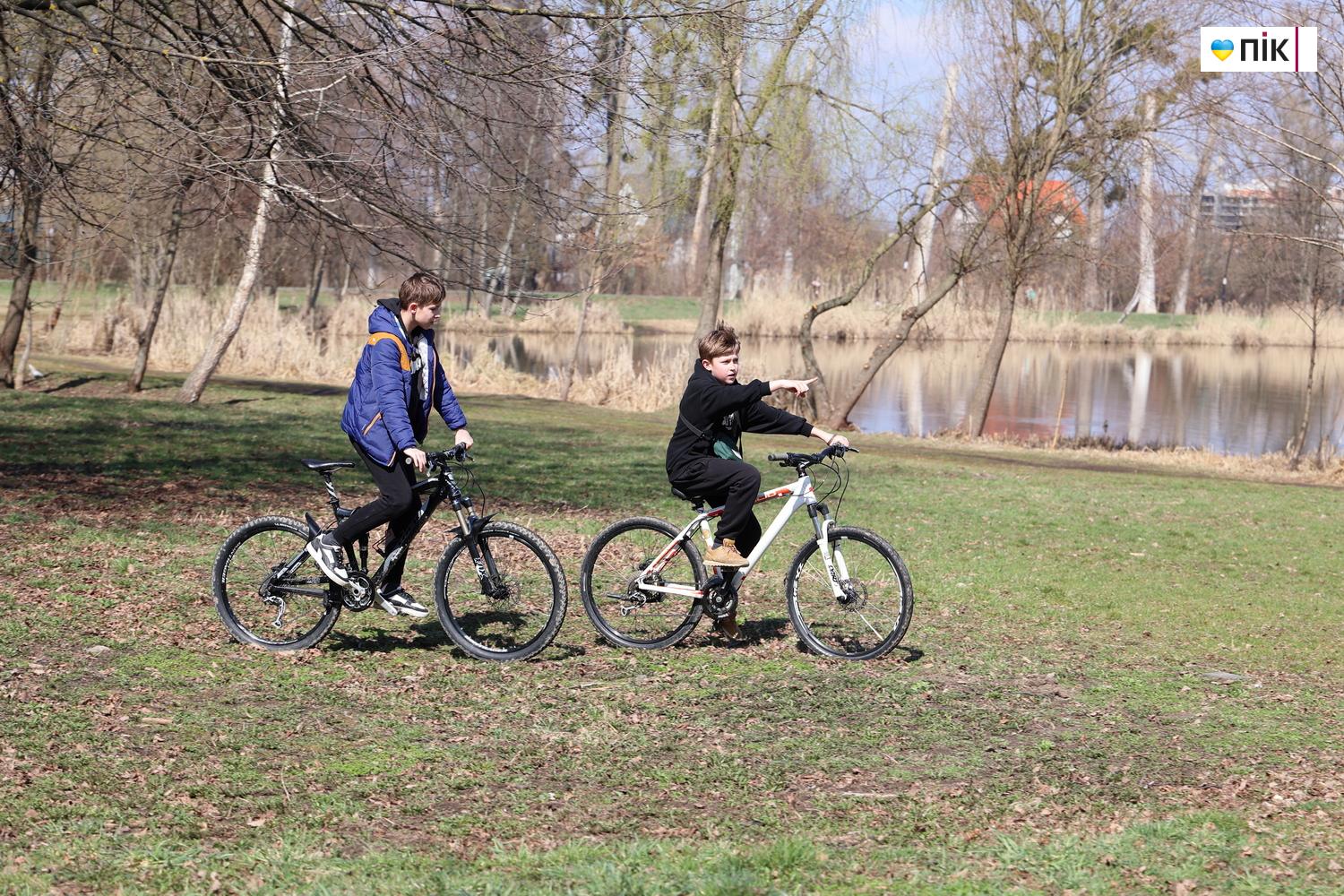 Люди Прикарпаття: дозвілля на міському озері в Івано-Франківську (ФОТО) 16 IMG 8340 resize