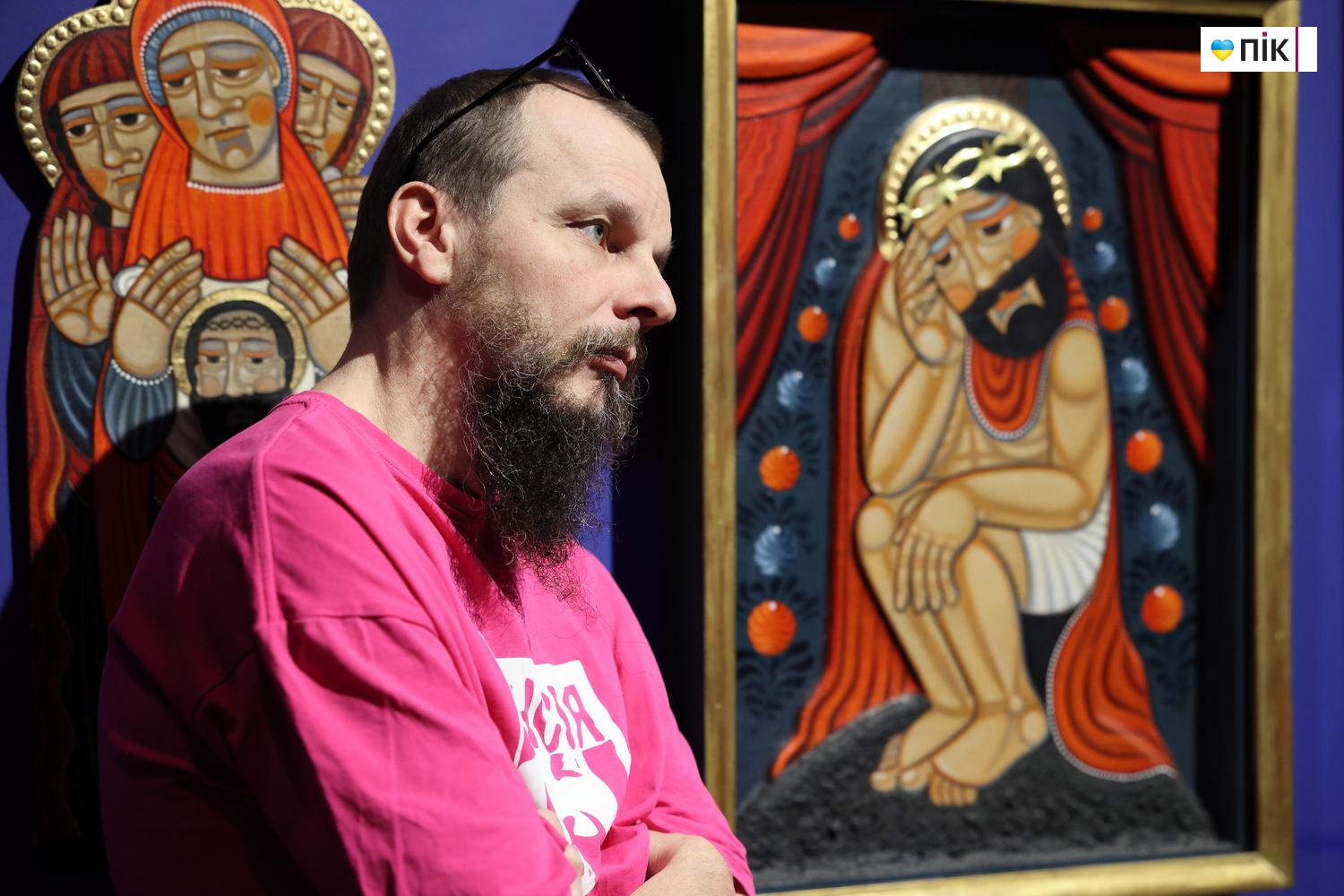 Святі, які не усміхаються: у Франківську відкрилася виставка Романа Зілінка "Земля" 15 IMG 9019 resize