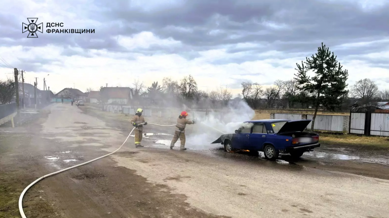 В Івано-Франківському районі загорівся автомобіль (ФОТО) 7 Znimok ekrana 2025 03 13 161949