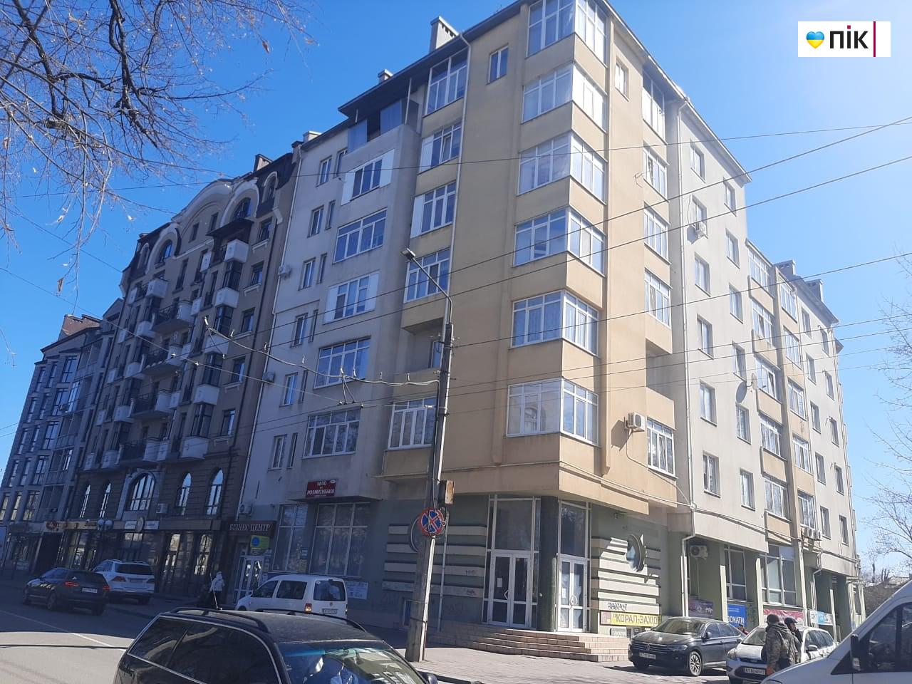 Тиждень після теракту в Івано-Франківську: сліди крові не змиті (ФОТО) 8 d94a202a 1faf 4a82 9cc1 6e2e5847fc0a