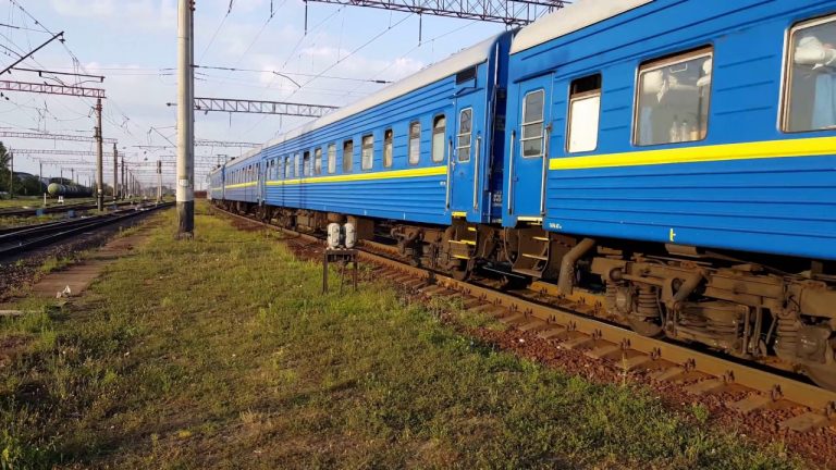 "Укрзалізниця" призначила додатковий поїзд із столиці до Львівщини 2 maxresdefault 1