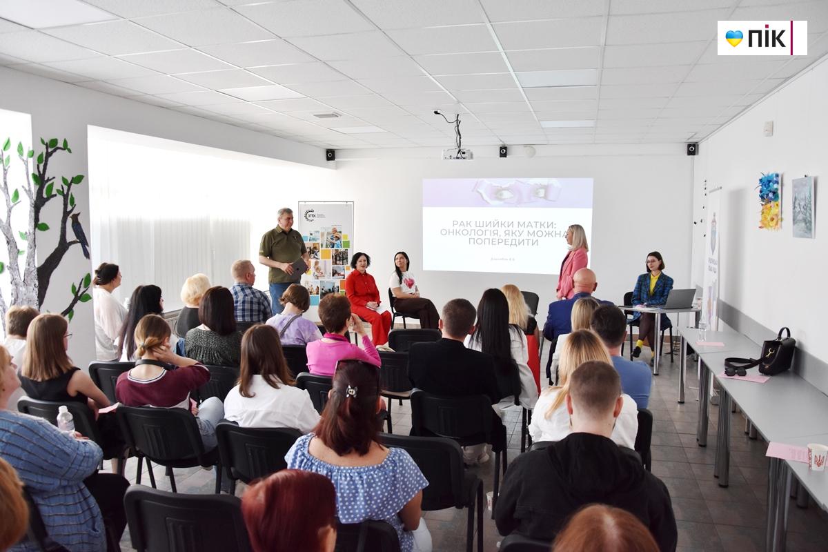 Олена Вінтоняк, народна депутатка України: "Жіноче здоров’я — це про любов до себе" 30 29