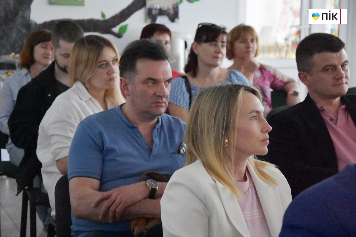 Олена Вінтоняк, народна депутатка України: "Жіноче здоров’я — це про любов до себе" 36 36