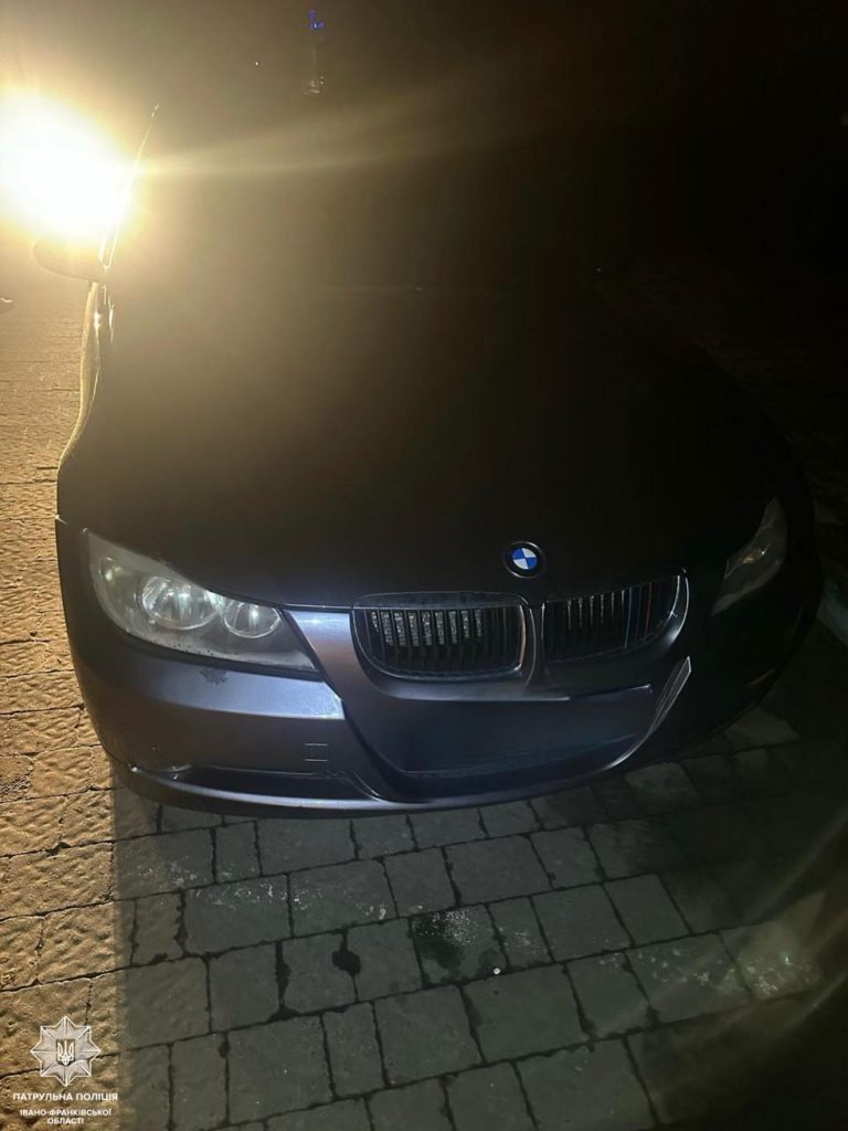 У Франківську нетверезий водій BMW тікав від поліції (ФОТО) 11 488642772 1109440444556899 2516886582215651205 n