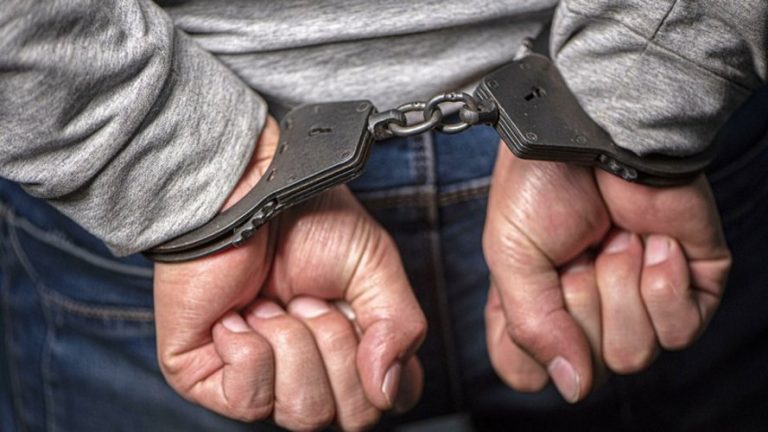 Вдарив ногою в плече та вкрав мобільний: судитимуть прикарпатця 10 60e699d4a7cd1 1561866157 0 161 3067 1886 1920x0 80 0 0 ab60d0069c24e3412d452ceeee3a837ajpg