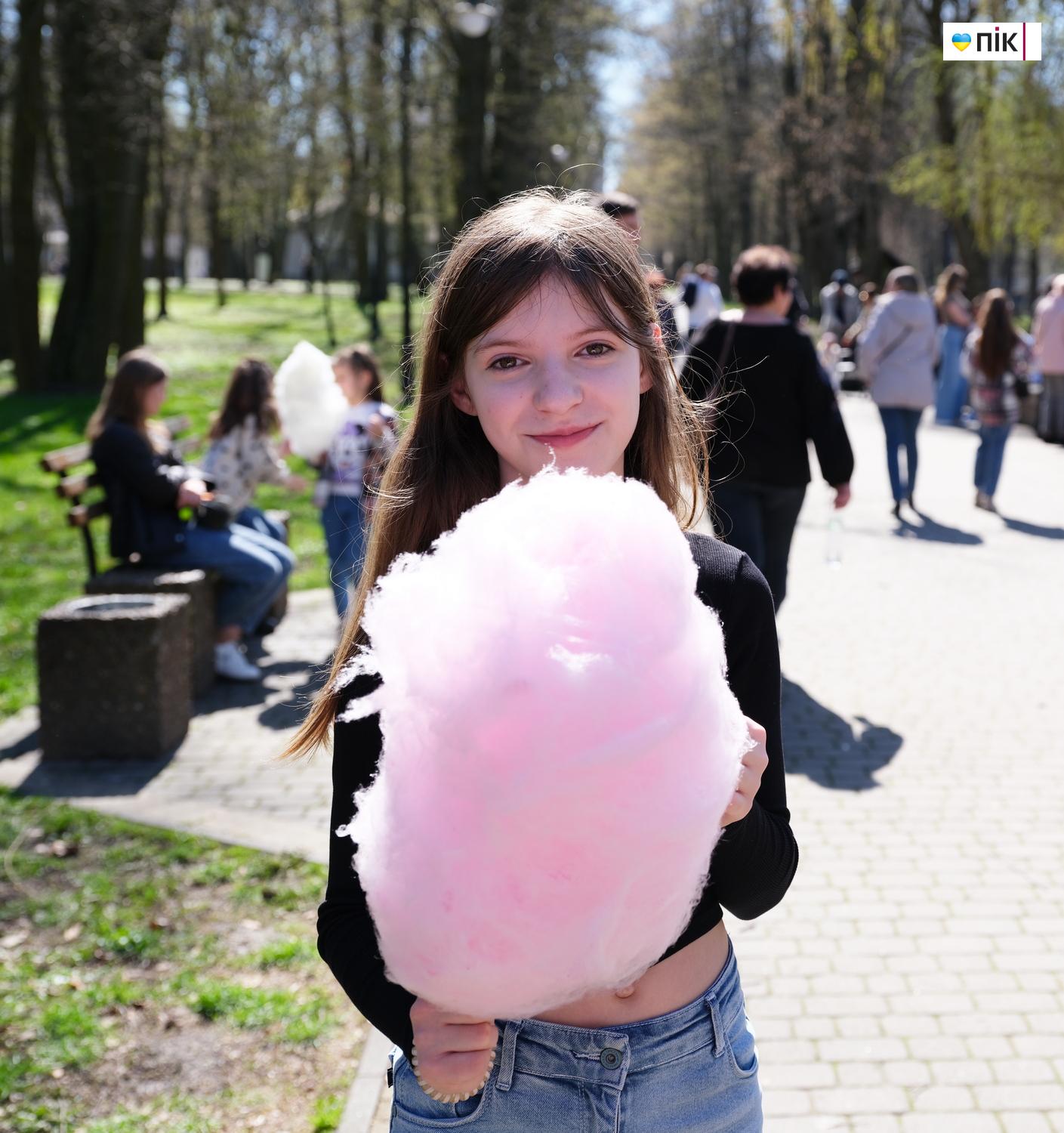 Люди Прикарпаття: весняна краса в Івано-Франківську (ФОТО) 2 DSCF1083 resize