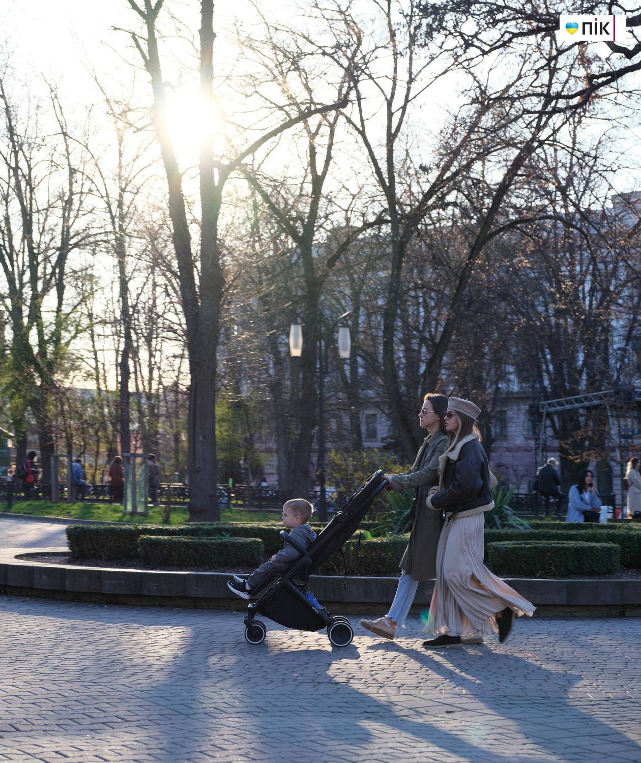 Люди Прикарпаття: весняна краса в Івано-Франківську (ФОТО) 21 DSCF1627 resize