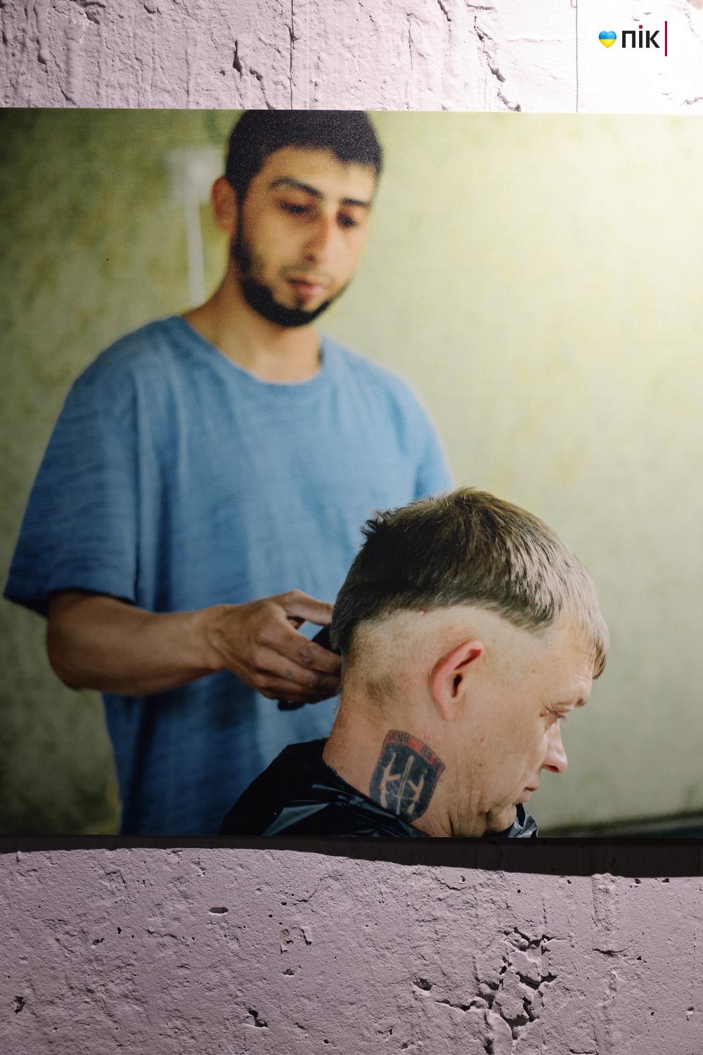 У Франківську відкрили фотовиставку присвячену добровольцям (ФОТО) 17 G71A9115 resize 1