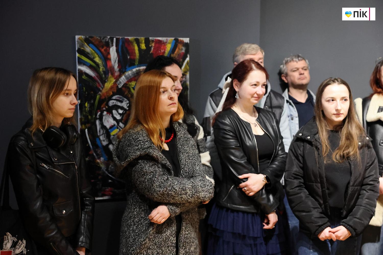 В Івано-Франківську відкрили монументальну композицію "П'єта" Андрія Єрмоленка (ФОТО) 3 IMG 2006 resize