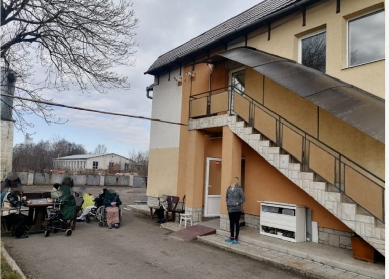 У Тисмениці перевірили приватний пансіонат для літніх людей 10 IMG 20250401 161725