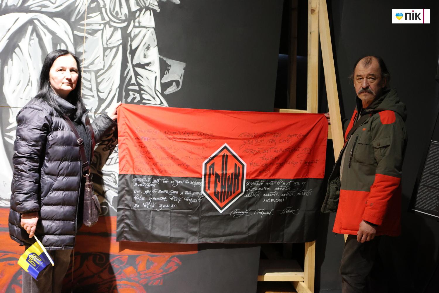 В Івано-Франківську відкрили монументальну композицію "П'єта" Андрія Єрмоленка (ФОТО) 9 IMG 2143 resize