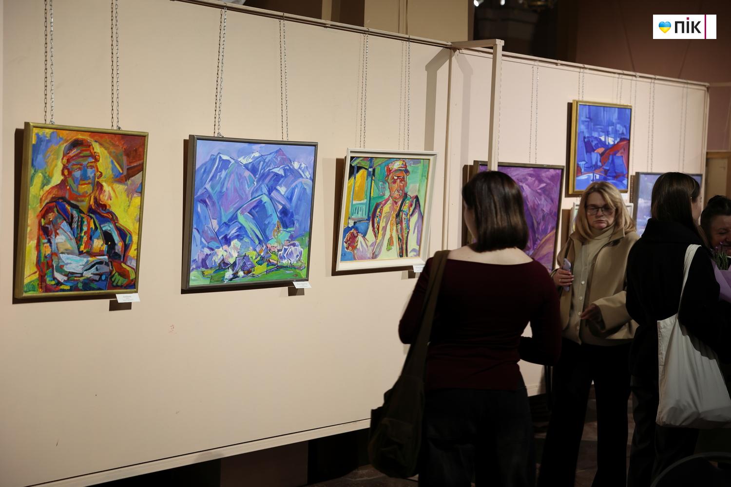 "Своєрідне": у Франківську відкрилася виставка Володимира Сандюка (ФОТО) 36 IMG 3715 resize