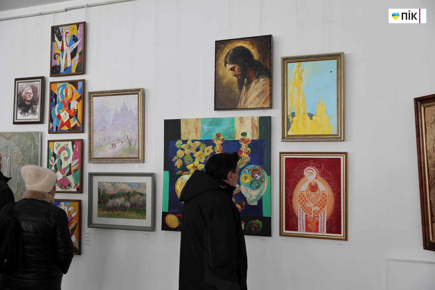 Близько 100 картин: у Франківську відкрили художню виставку "Великодня" (ФОТО) 15 IMG 3778 resize
