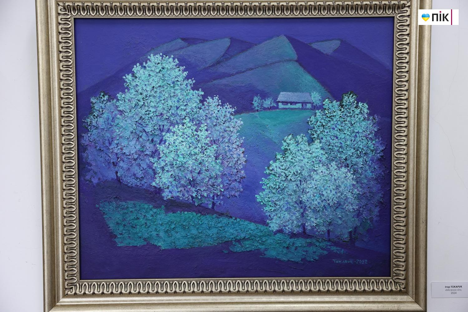 Близько 100 картин: у Франківську відкрили художню виставку "Великодня" (ФОТО) 17 IMG 3979 resize