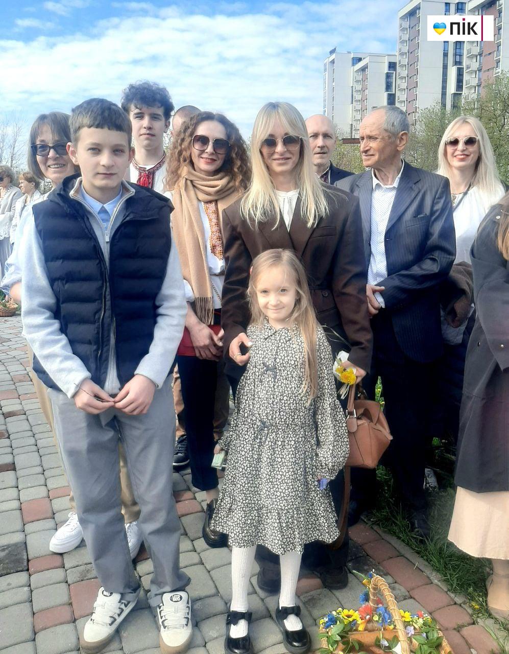 Люди Прикарпаття: Великодні торжества на парафії Христа Чоловіколюбця у Франківську 7 c8ada6cd 5736 4189 80be 0474cd243e84