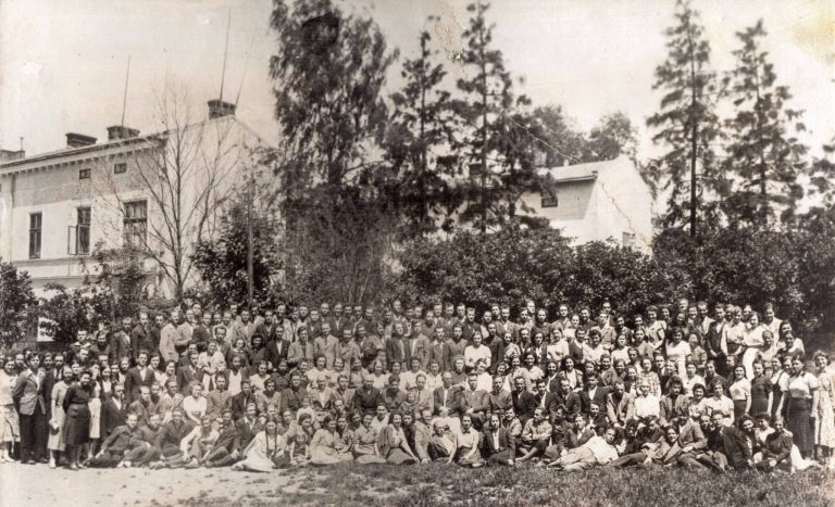 ПНУ – 85! Як усе починалося у далеких 1940-х (ФОТОАРХІВ) 10 487071744 682089084348274 4753287423676193461 n