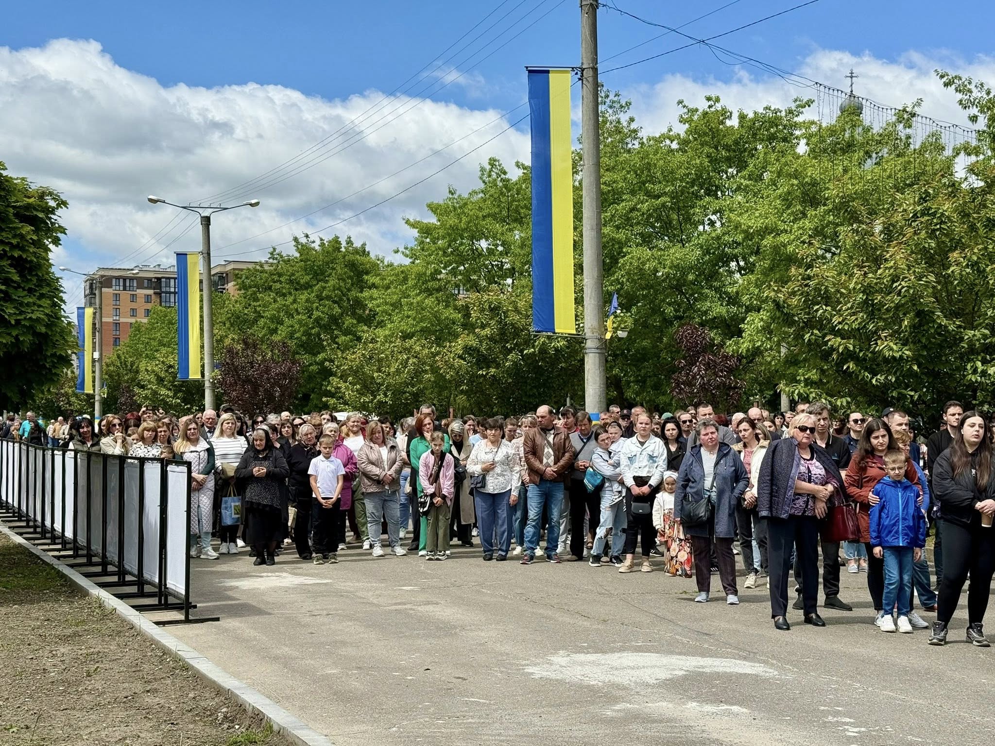 У Калуші відкрили Алею віри та надії на честь зниклих безвісти та полонених воїнів (ФОТО) 2 493028078 739844095233760 6752132773779416756 n