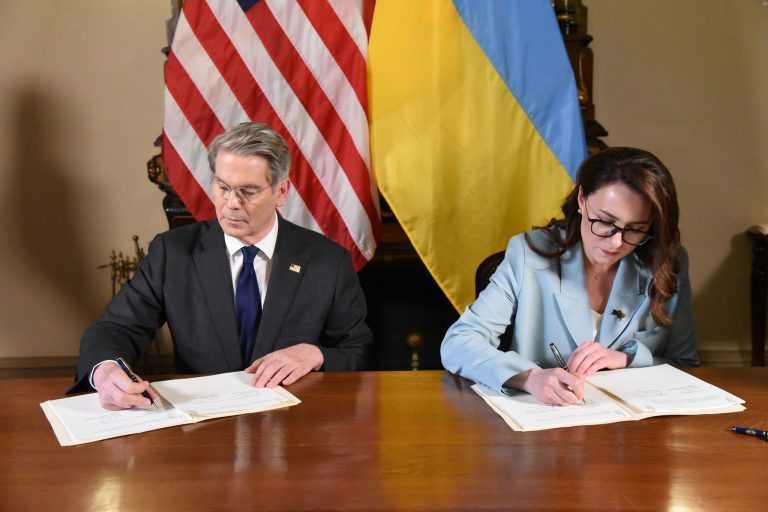 Україна і США підписали угоду про надра: які умови (ФОТО) 8 494746091 29226258980351436 5006604392863710588 n