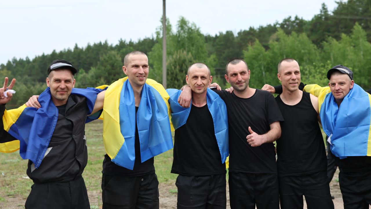 Третій день обміну полонених: ще 303 українські воїни повернулися додому (ФОТО) 4 501002444 3897551360495211 2708391837637082929 n