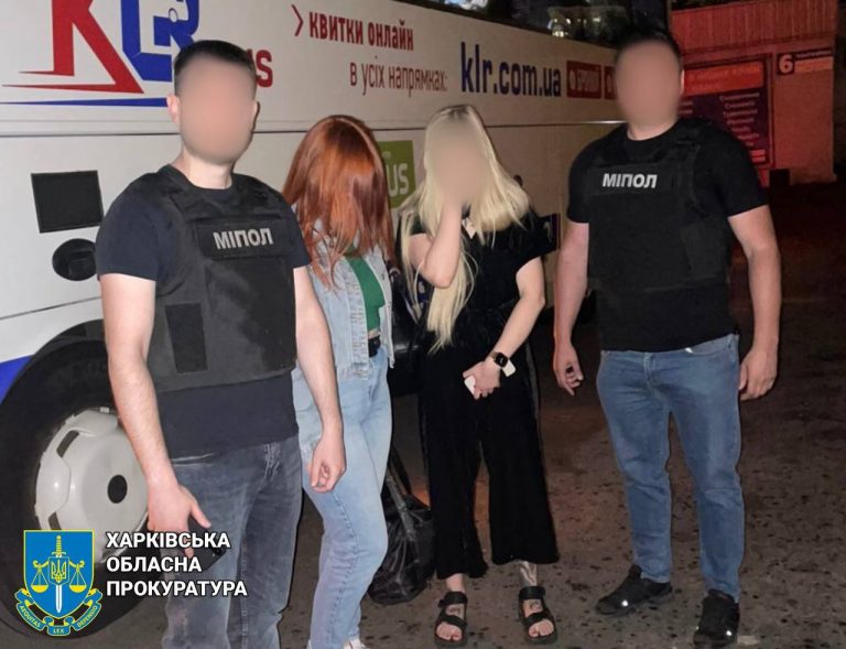 У Львові затримали жінку, яке вербувала українок для сексуального рабства за кордоном