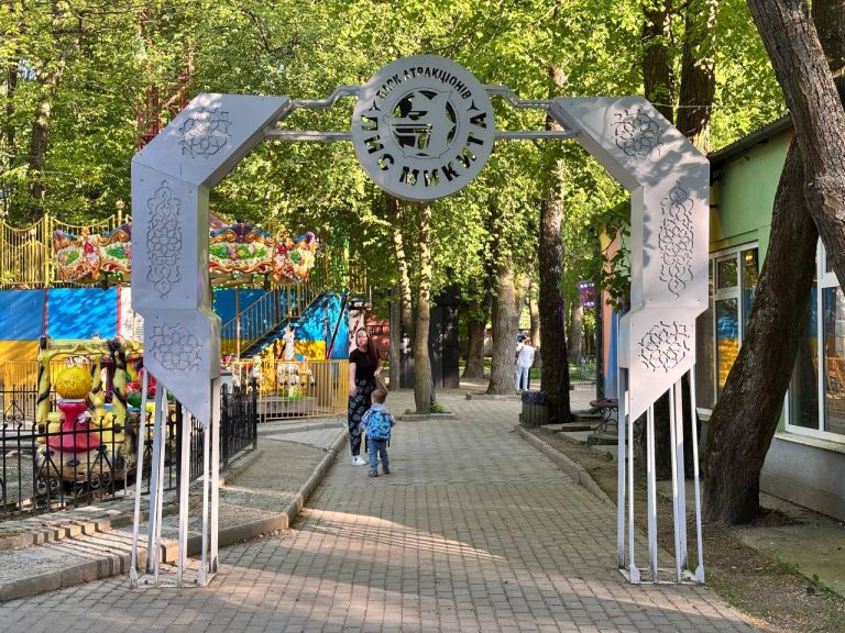 У парку розваг "Лис Микита" після масштабної реконструкції стартує літній сезон (ФОТО) 12 5231327625056744015