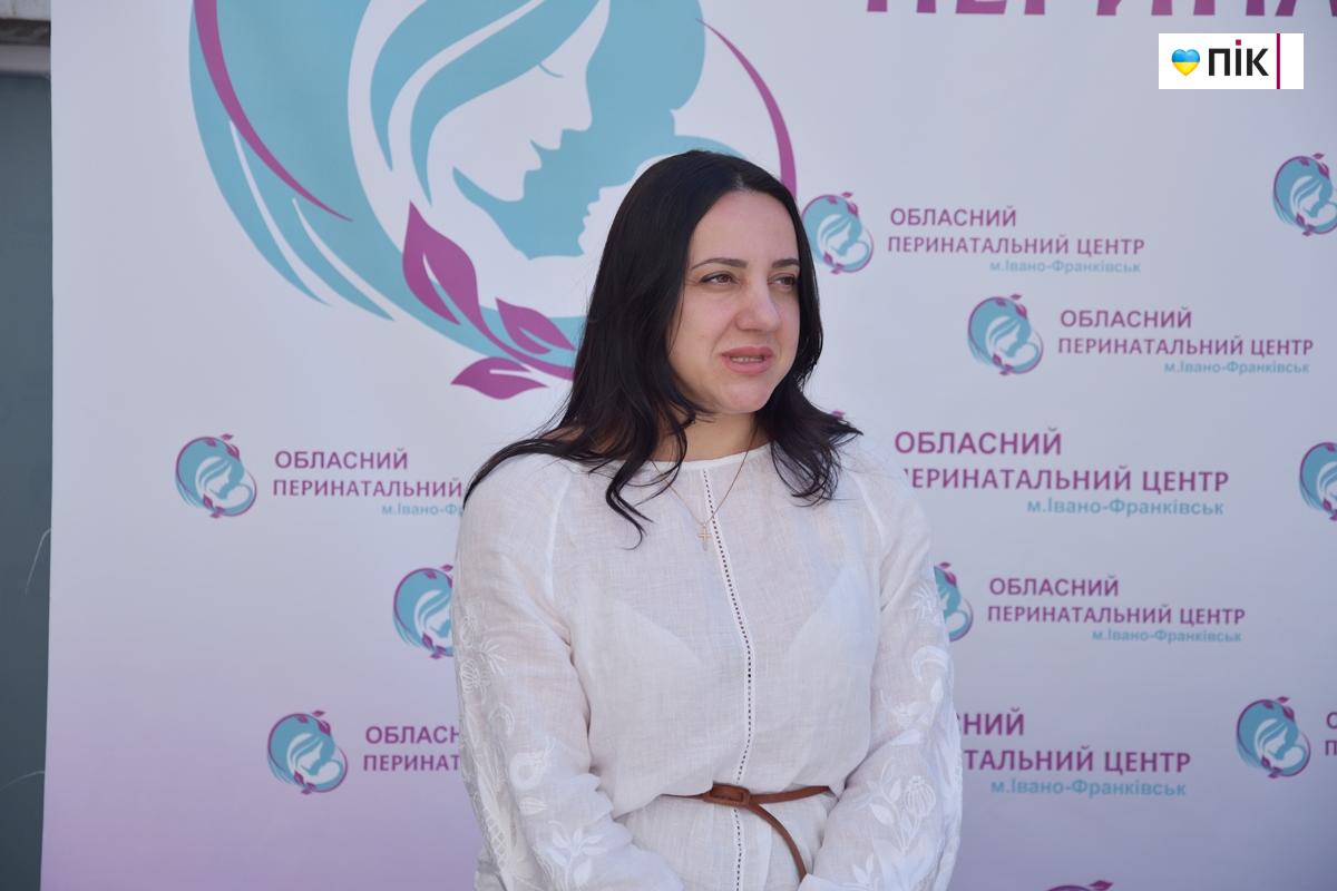 "Родзинка" для породіль та немовлят: у Франківському обласному перинатальному центрі відкрили терасу (ФОТО) 20 DSC 0778