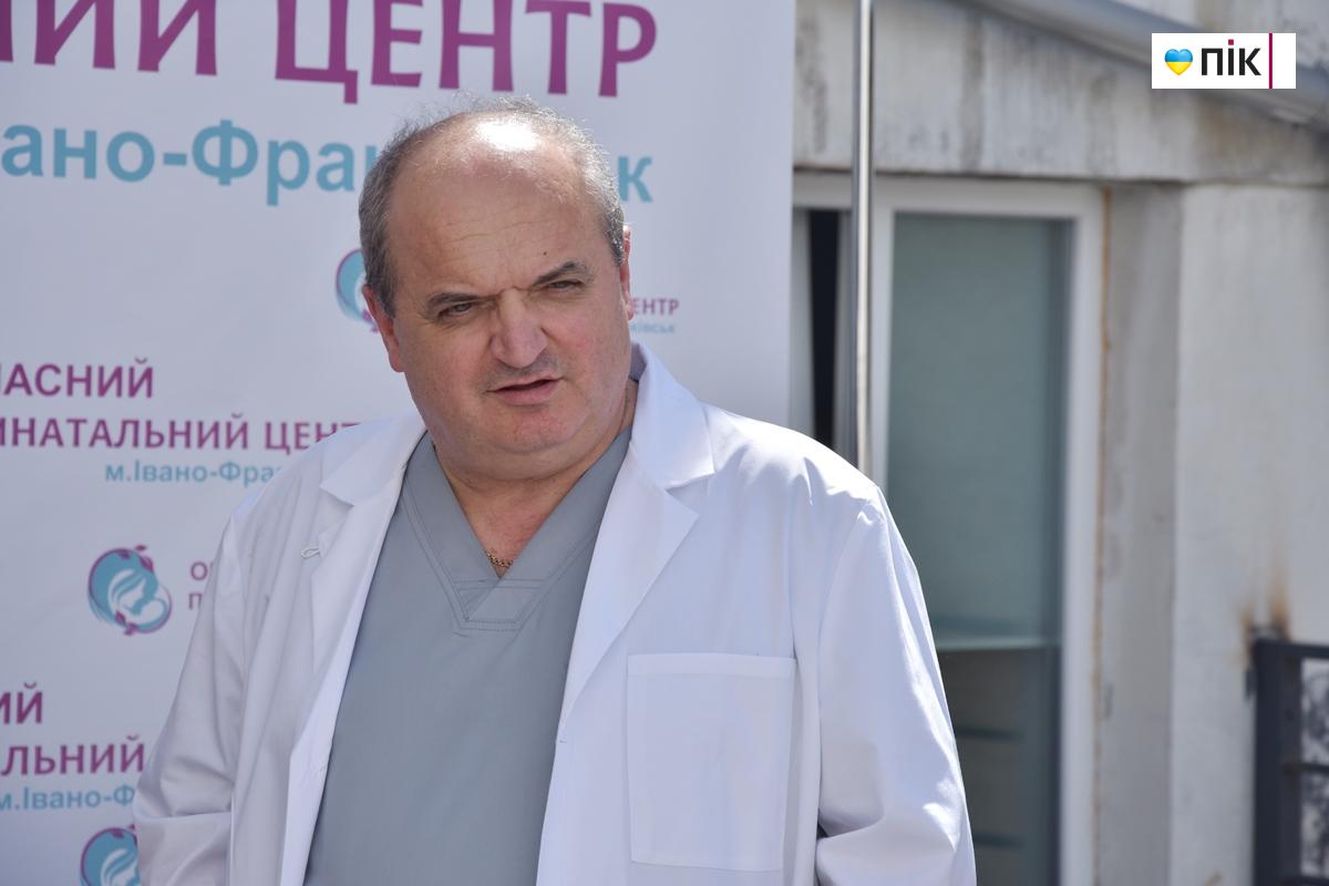 "Родзинка" для породіль та немовлят: у Франківському обласному перинатальному центрі відкрили терасу (ФОТО) 23 DSC 0790