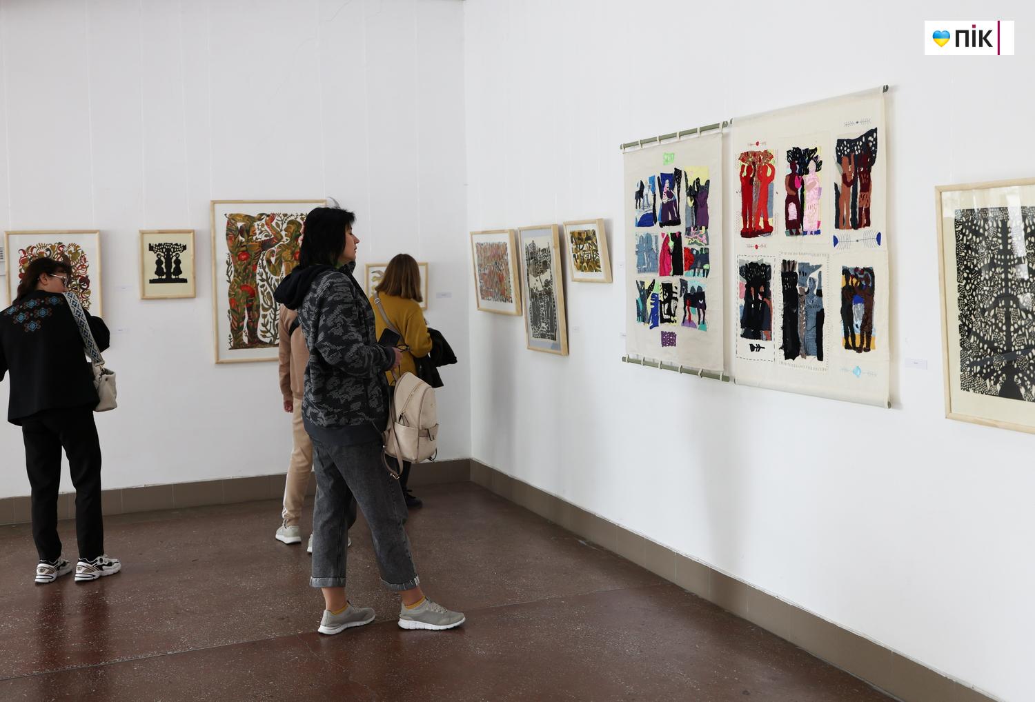 Люди Прикарпаття: на відкритті виставки «Щоденник південних садів» (ФОТО) 26 G71A0011 resize