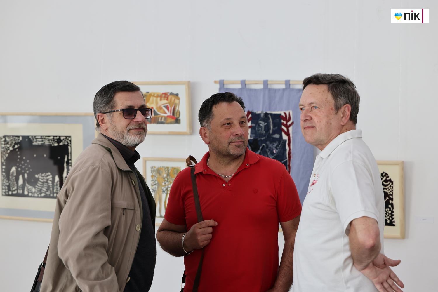 Люди Прикарпаття: на відкритті виставки «Щоденник південних садів» (ФОТО) 28 G71A0064 resize