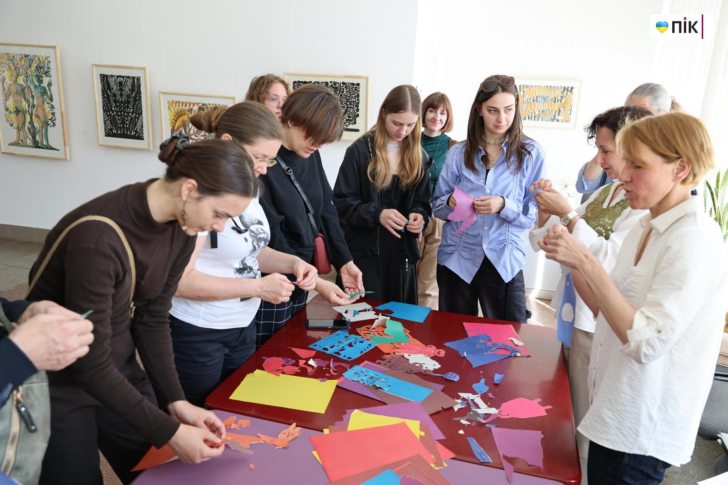 Люди Прикарпаття: на відкритті виставки «Щоденник південних садів» (ФОТО) 14 G71A0070 resize
