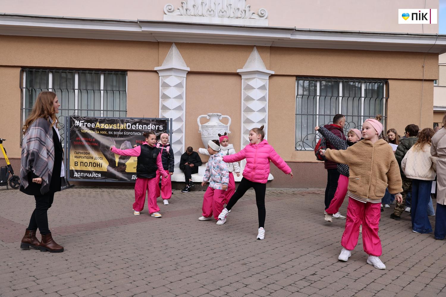 Люди Прикарпаття: цвіт талантів Івано-Франківська (ФОТО) 11 G71A0860 resize