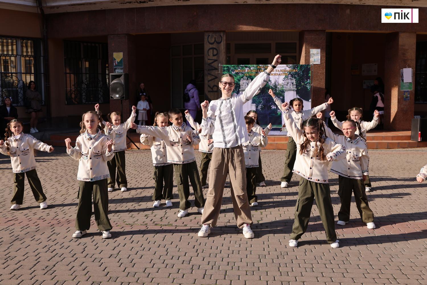 Люди Прикарпаття: цвіт талантів Івано-Франківська (ФОТО) 43 G71A2761 resize