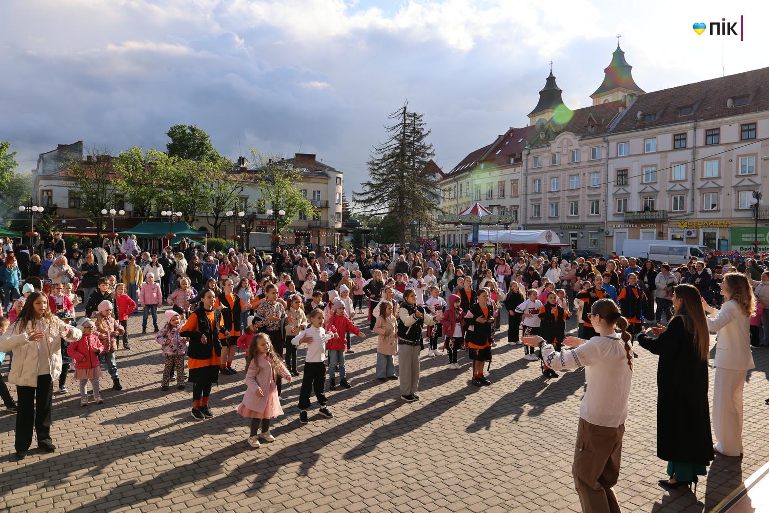 Люди Прикарпаття: цвіт талантів Івано-Франківська (ФОТО) 44 G71A3005 resize