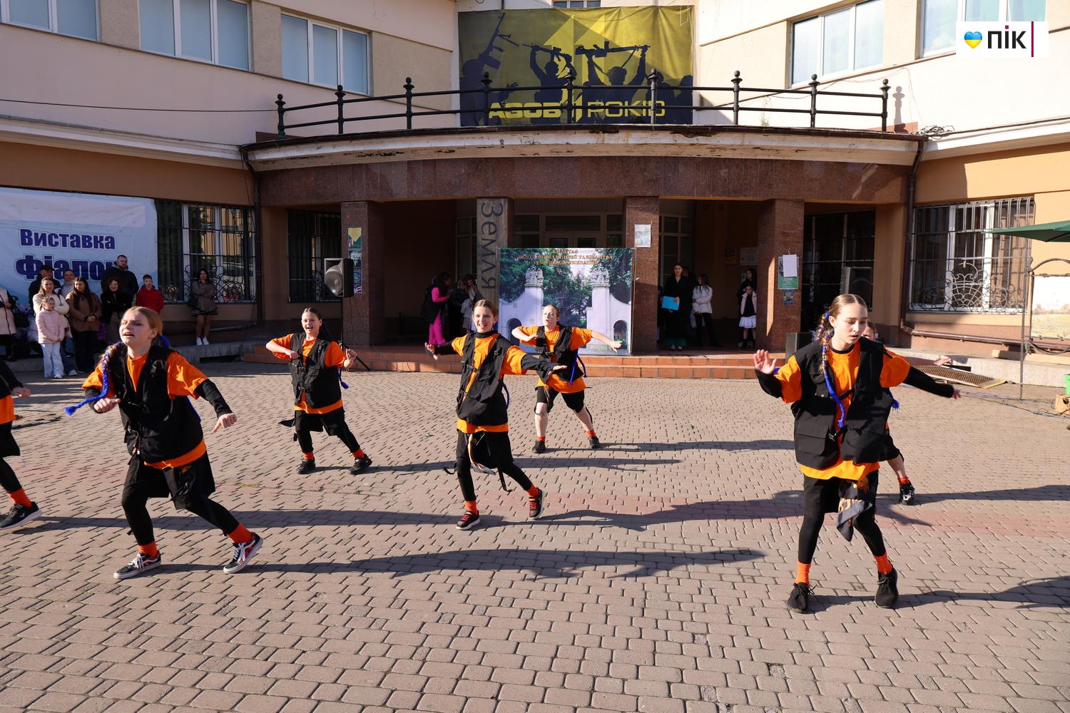 Люди Прикарпаття: цвіт талантів Івано-Франківська (ФОТО) 47 G71A3264 resize