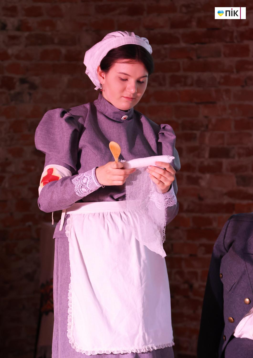 "Усусуси у шпиталю": у Франківську показали екскурсію-реконструкцію 1915 року (ФОТО) 14 G71A6559 resize